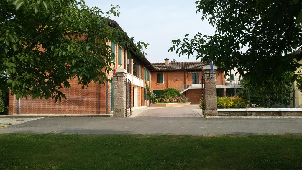 Albergo Del Po Viadana Extérieur photo