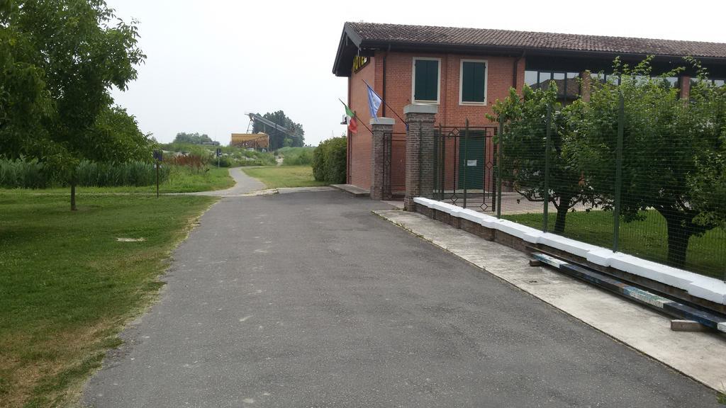 Albergo Del Po Viadana Extérieur photo